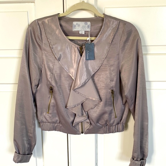 Cropped Ruffle Jacket - size small - Picture 1 of 6